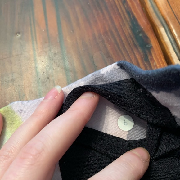 Astro Crops Wide Leg Knee Length Lot of 3 - Picture 4 of 7